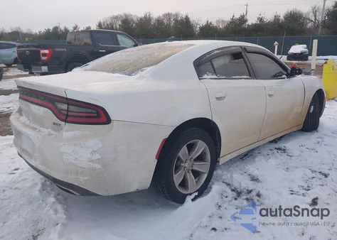 2016 Dodge Charger Sxt z USA, uszkodzony, nr VIN 2C3CDXHG0GH120659